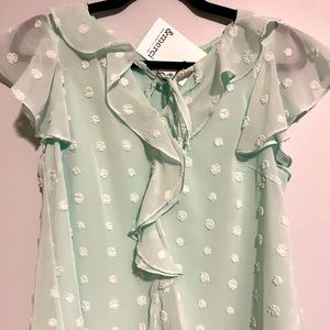 Enmerci, small, mint green Swiss dot blouse, flutter sleeve and ruffles, NWT